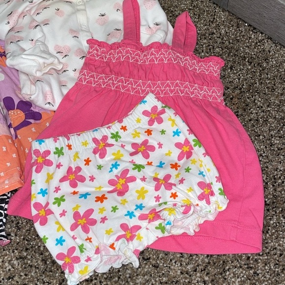 SALE 0-3 months baby girl clothing bundle - Picture 3 of 7